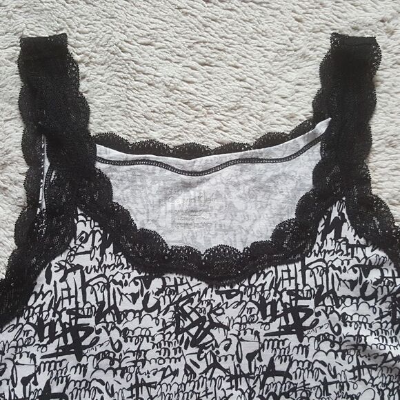 Calvin Klein lace bottom & straps tank top Small - Picture 3 of 7